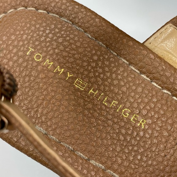 Tommy Hilfiger Signature Logo Thong Platform Wedge Camel Color Sandals 9 1/2M - Picture 4 of 8